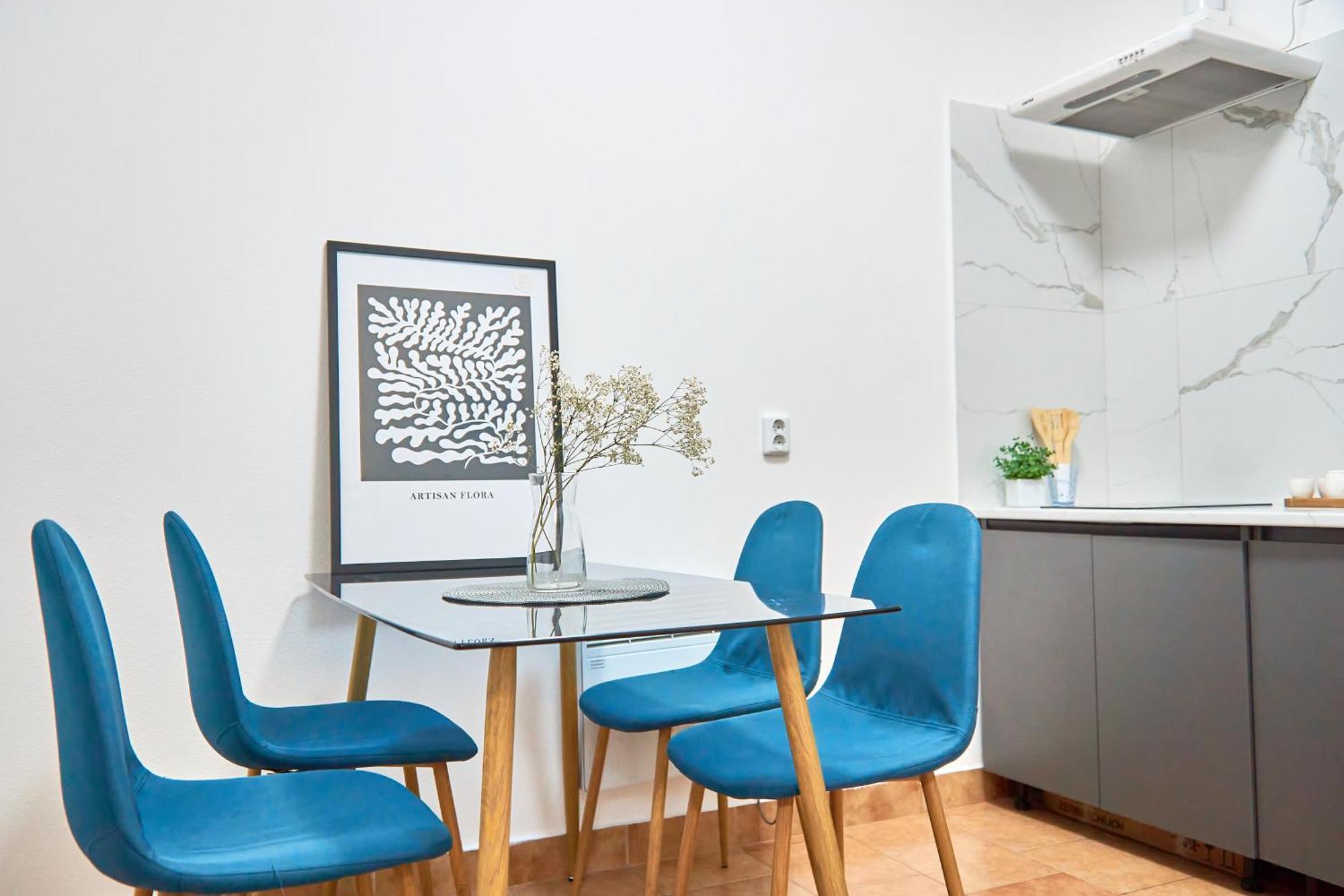 Elegant Lux Apartment In Central Square Mukatjeve Exteriör bild